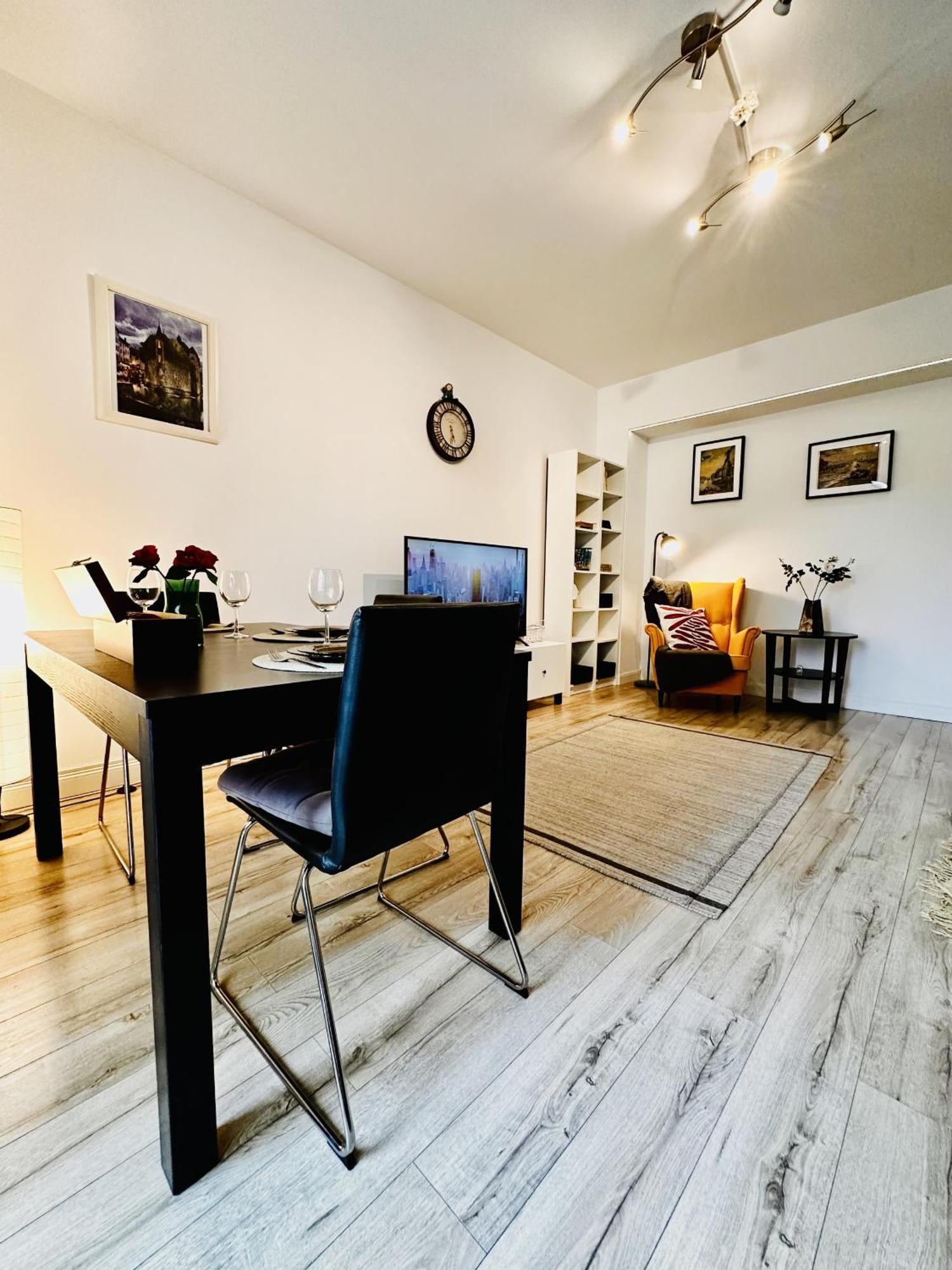 Novum Comfort Bucarest Extérieur photo